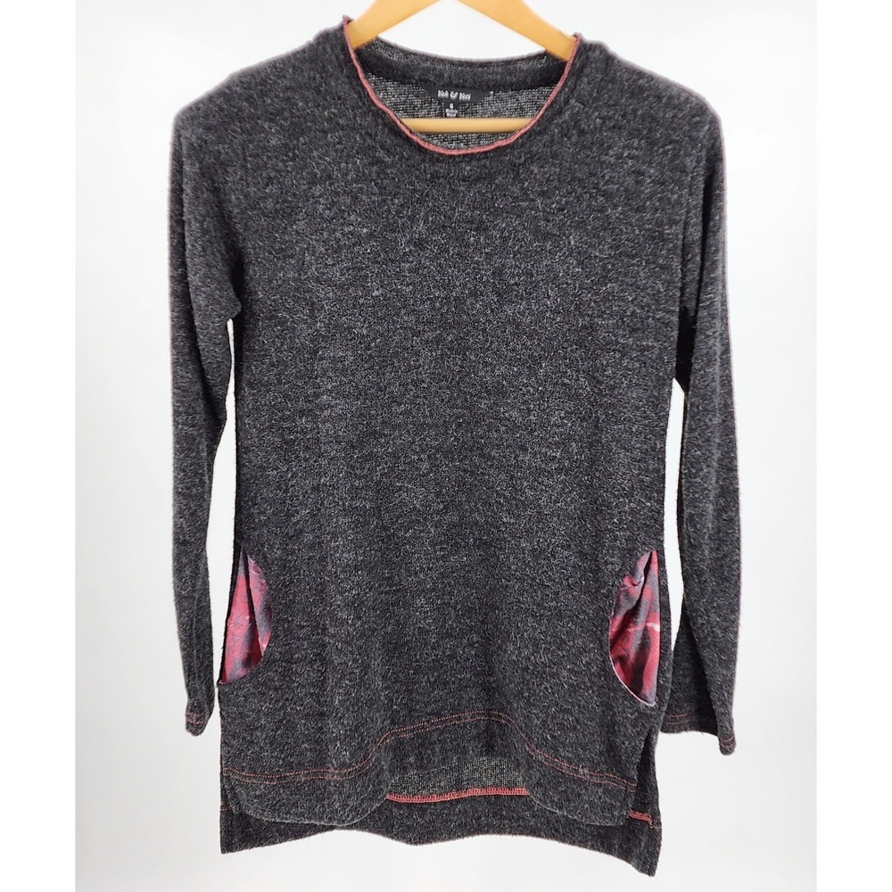 Yak & Yeti Gray Knit Pullover‎ Top with Pink Trim Pockets Size Small Cozy Winter